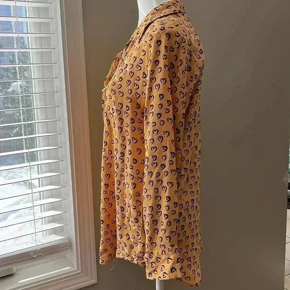 ❤️2/$30❤️[M]Velvet Heart Yellow Button Down  Rayon Heart patterns L/S Shirt - Picture 8 of 15